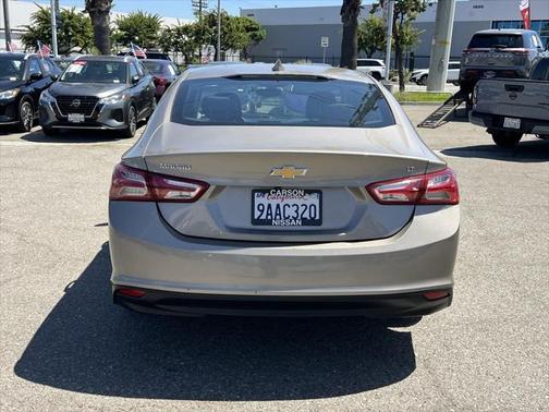 2022 Chevrolet Malibu FWD LT
