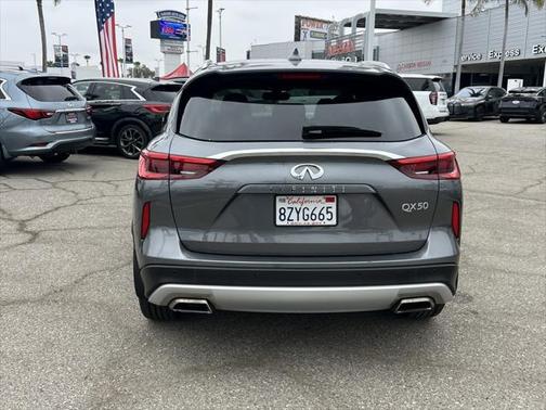 2021 INFINITI QX50 LUXE