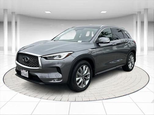 2021 INFINITI QX50 LUXE