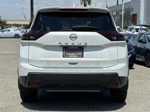 2025 Nissan Rogue SV