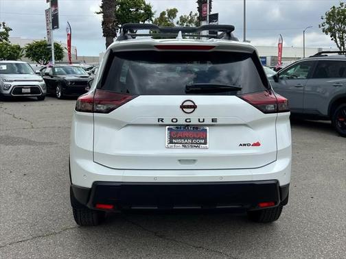 2025 Nissan Rogue Rock Creek