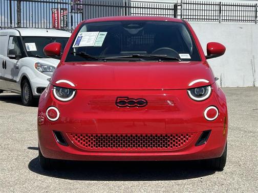 2024 FIAT 500e INSPI(RED) FWD