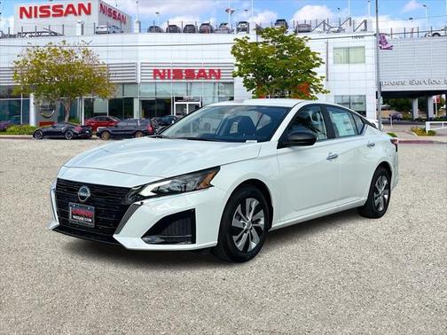 2025 Nissan Altima S FWD