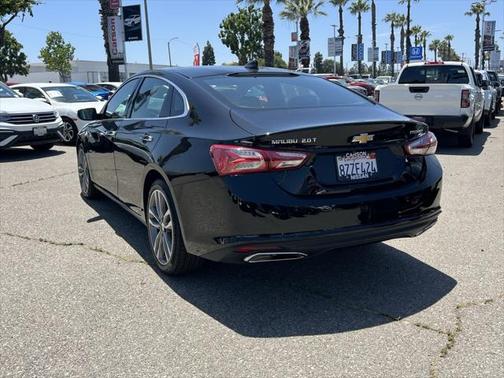 2022 Chevrolet Malibu FWD Premier