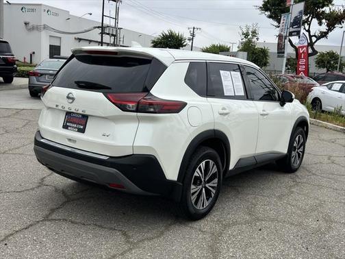 2021 Nissan Rogue SV