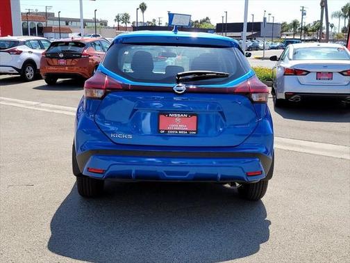 2025 Nissan Kicks S