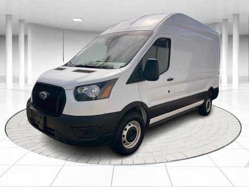 2022 Ford Transit-250 Base