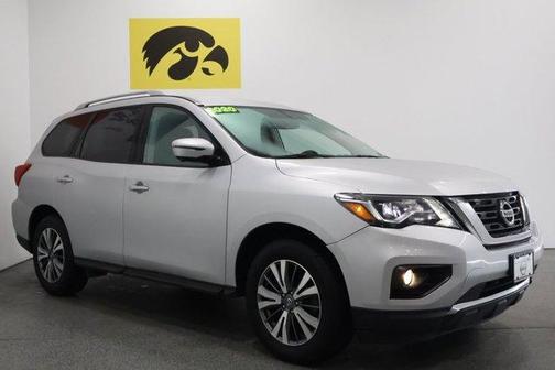 2020 Nissan Pathfinder SL