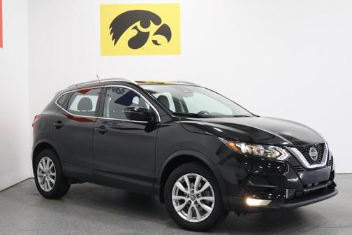 2022 Nissan Rogue Sport SV