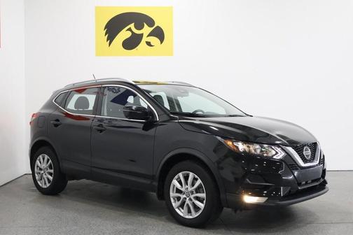2022 Nissan Rogue Sport SV