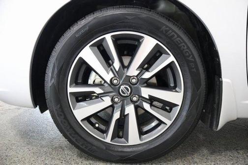 2022 Nissan Versa 1.6 SV