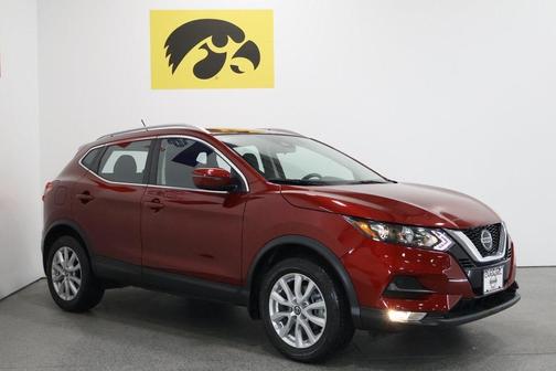 2022 Nissan Rogue Sport SV