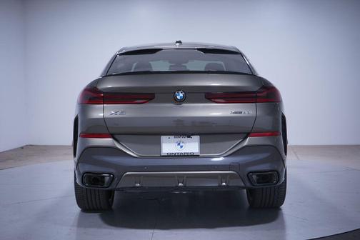 2025 BMW X6 xDrive40i