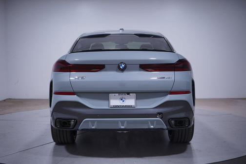2026 BMW X6 xDrive40i