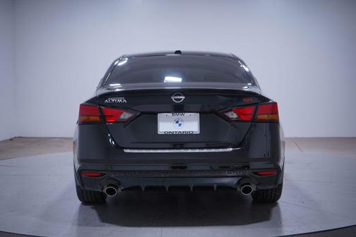 2023 Nissan Altima SR FWD