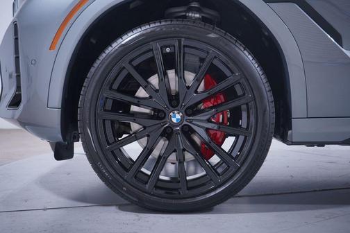 2026 BMW X6 xDrive40i