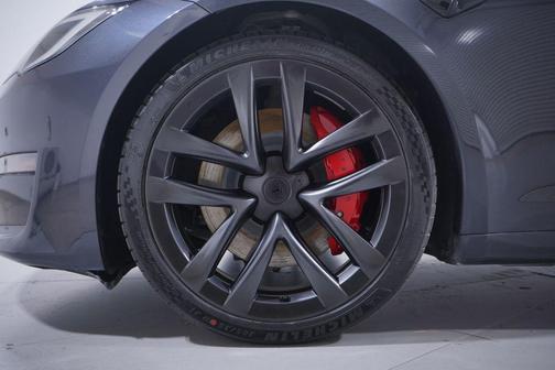 2024 Tesla Model S Plaid
