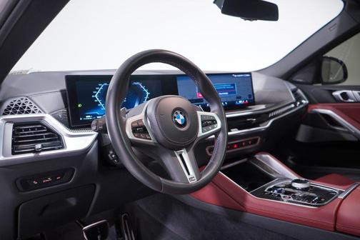 2024 BMW X6 M60i