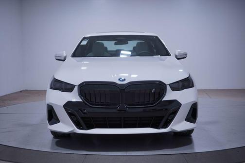 2026 BMW i5 eDrive40