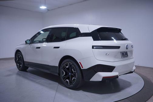 2023 BMW iX xDrive50