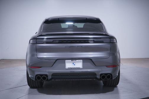 2026 Porsche Cayenne GTS