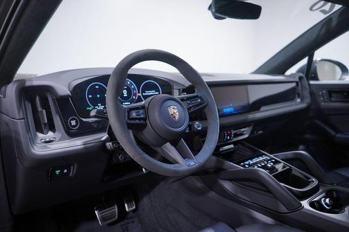 2026 Porsche Cayenne GTS