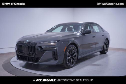2026 BMW 740 i