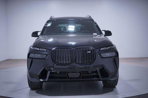 2026 BMW X7 M60i