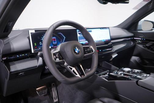 2026 BMW 530 i
