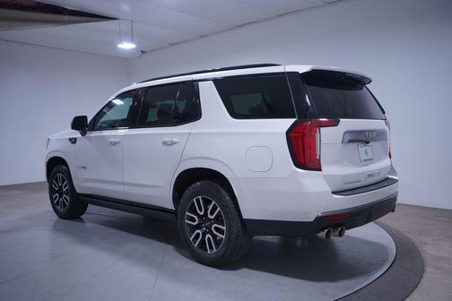 2024 GMC Yukon 4WD AT4