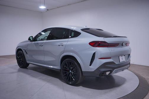 2026 BMW X6 xDrive40i