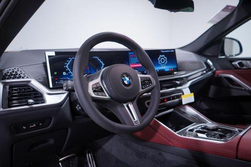 2026 BMW X6 M60i