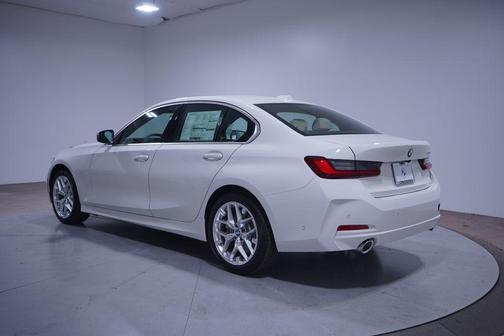 2025 BMW 330 i