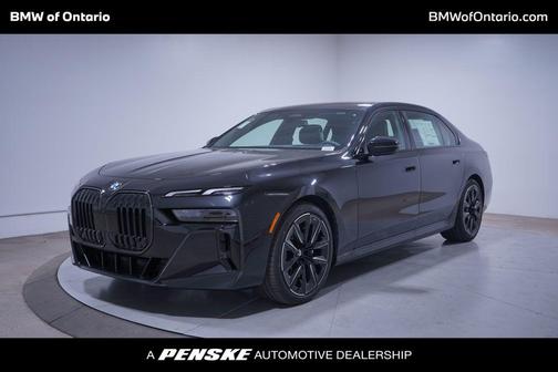 2026 BMW 740 i