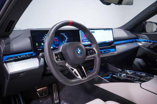 2024 BMW i5 M60