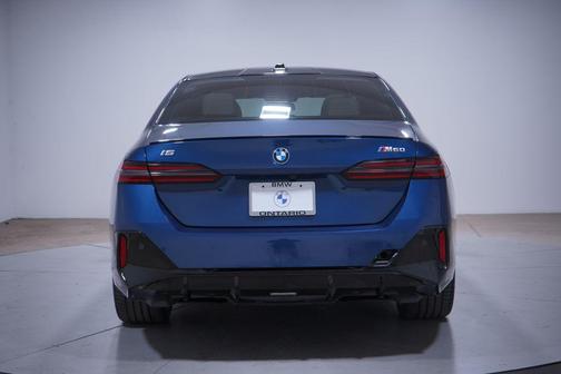 2024 BMW i5 M60