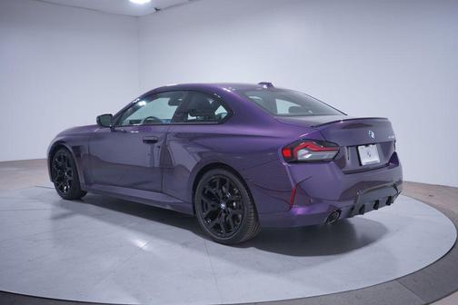 2025 BMW 230 i