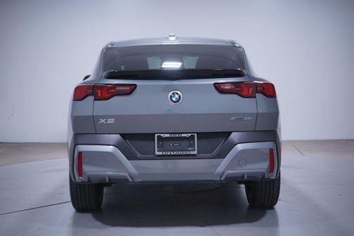 2025 BMW X2 xDrive28i