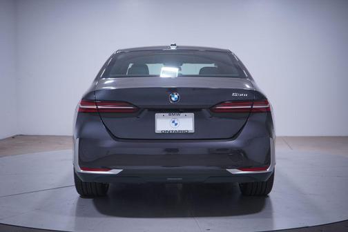 2026 BMW 530 i