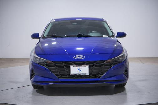 2023 Hyundai ELANTRA SE