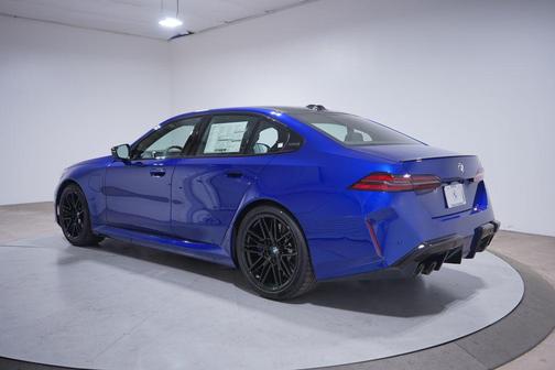 2026 BMW M5 Base