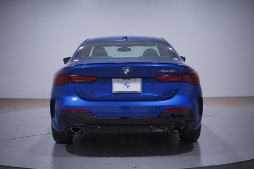2026 BMW M440 i