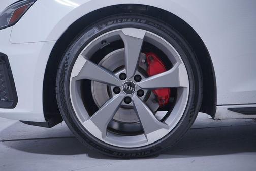 2022 Audi A4 45 S line Premium Plus
