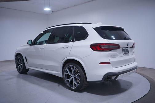 2023 BMW X5 