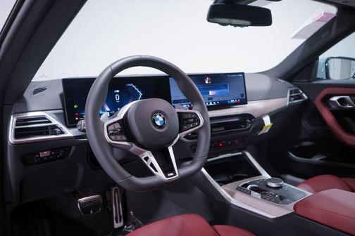 2025 BMW 230 i