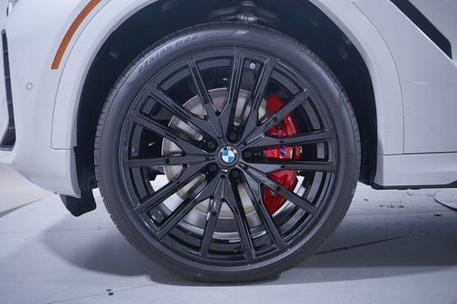 2026 BMW X6 M60i