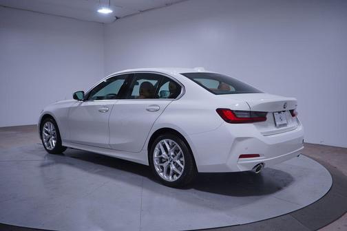 2025 BMW 330 i