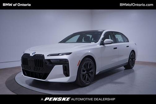 2026 BMW 740 i