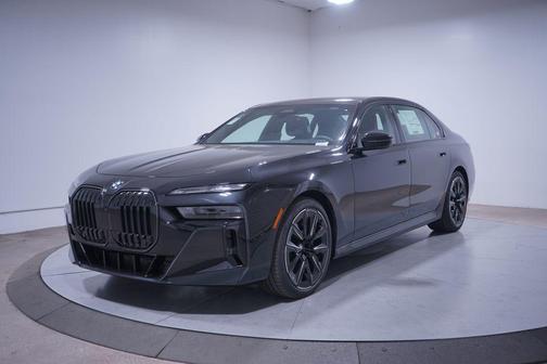 2026 BMW 740 i