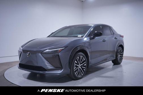 2023 Lexus RZ 450e Luxury